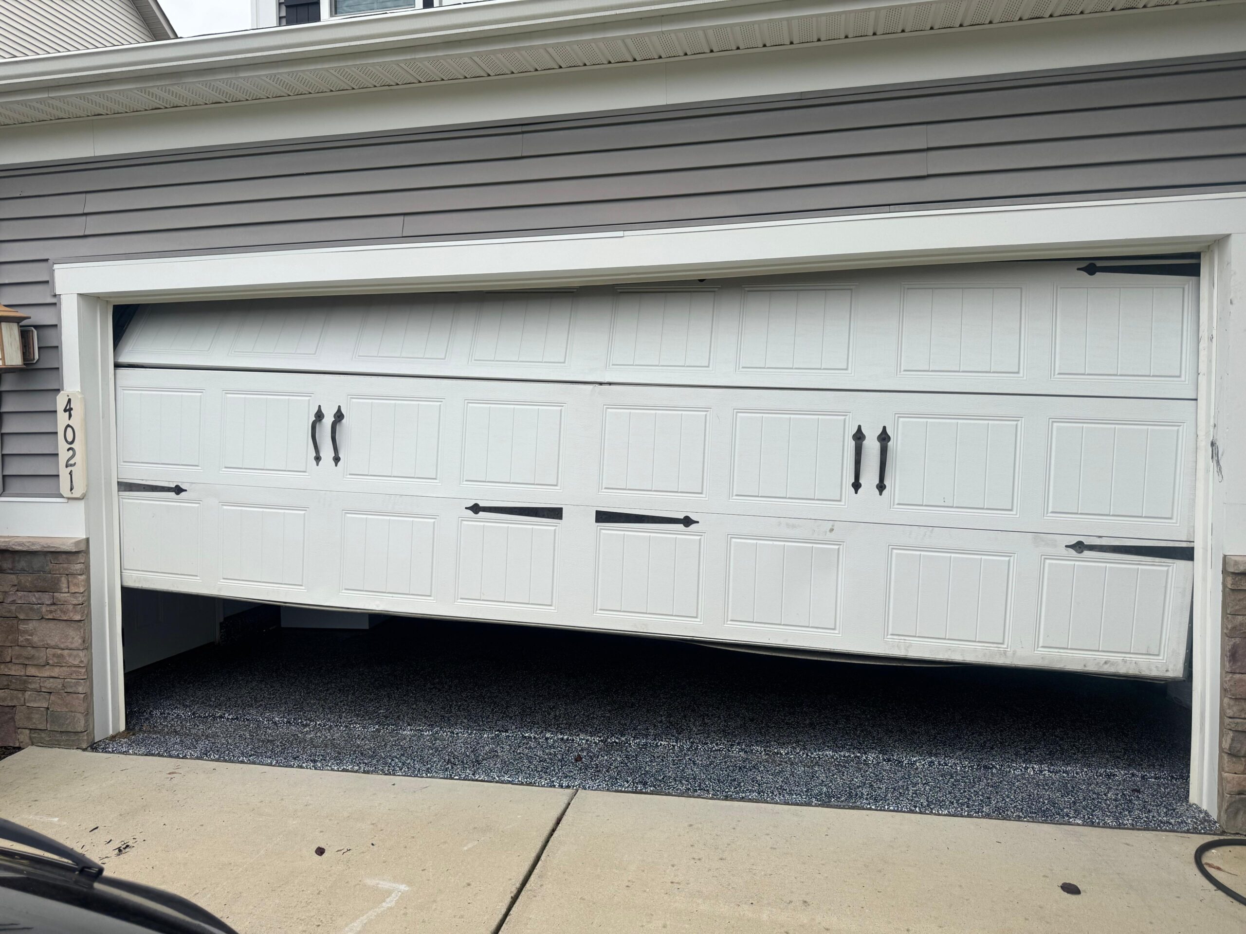 Common Signs Your Garage Door Needs Immediate Repair